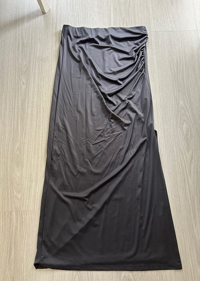 Stradivarius Büzgülü Etek - Görsel 1