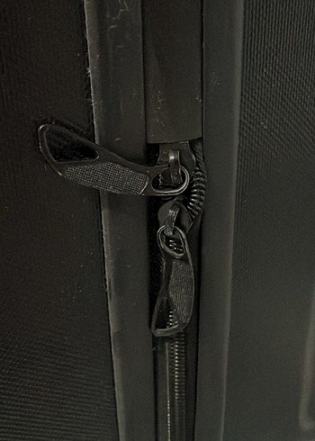 Siyah Valiz Tokalı Şifreli - Görsel 3