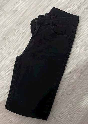 Siyah Çocuk Pantalon - Görsel 2