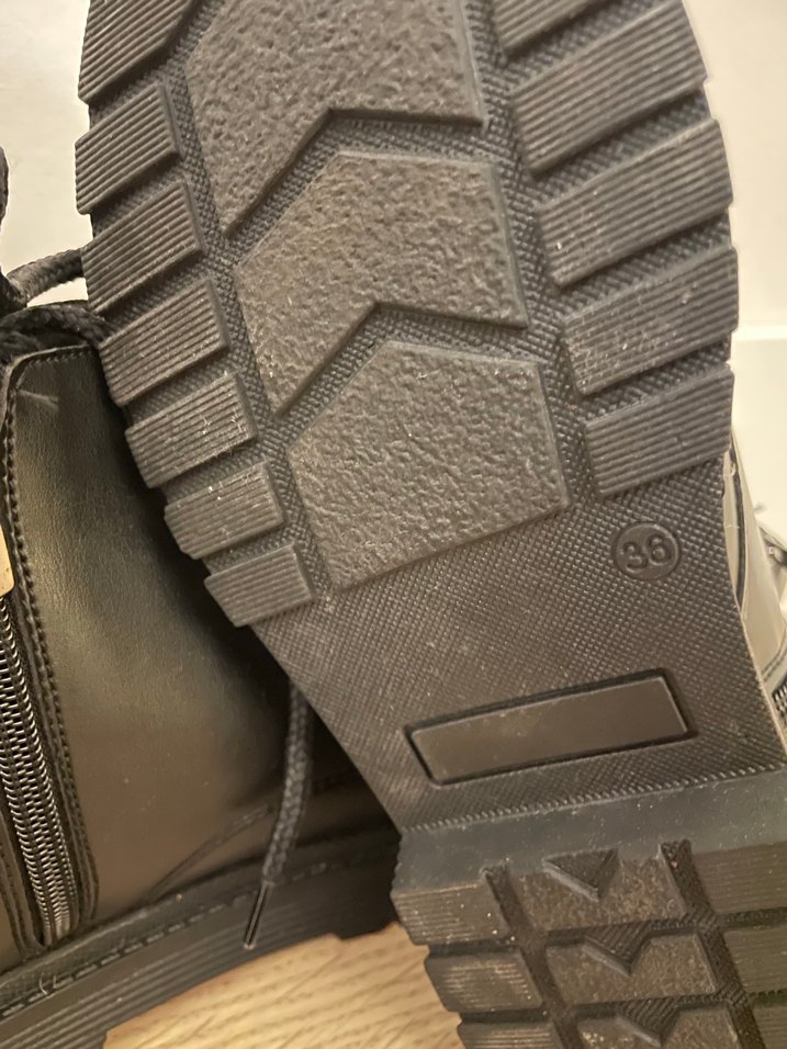 Deri Siyah Gotik Stiletto Topuklu Kadın Bot - Görsel 5