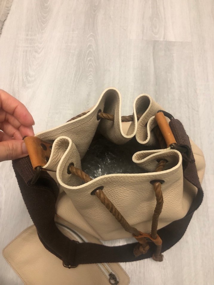 Gerçek Deri Kadın omuz çantası. Türkiyede üretilmiştir. - Görsel 2