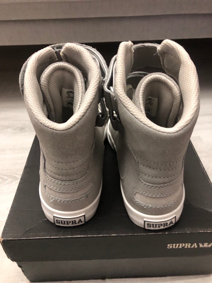 Gri Süet Kadın Dolgu Topuklu Spor Ayakkabı - Görsel 3