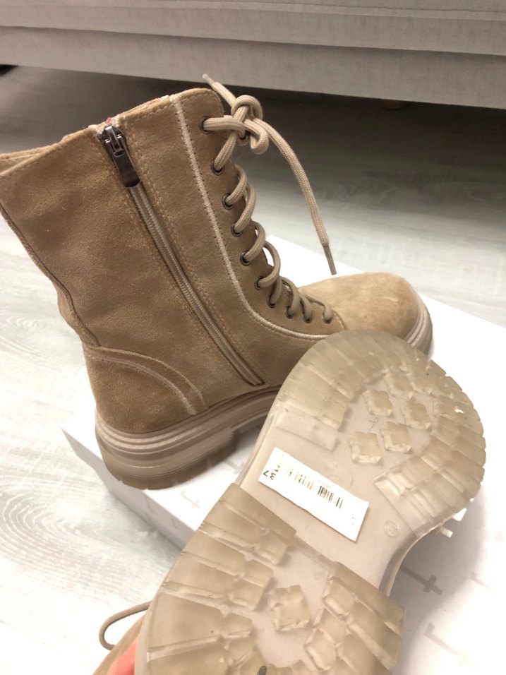 Bej Süet Bağcıklı İnce Topuklu Kadın Bot - Görsel 4