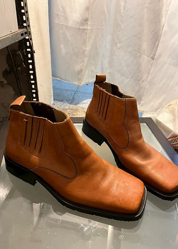 Klasik Tarz Kahverengi Parlak Tokalı Erkek Botu 41 Numara - Görsel 3