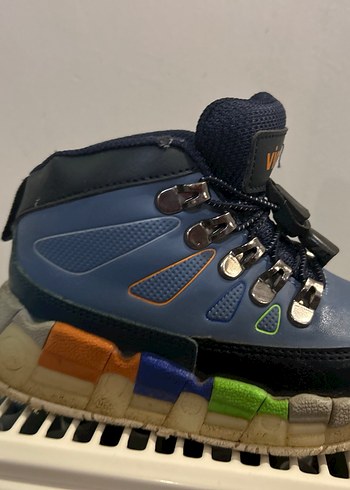 Renkli Erkek  bot - Görsel 4