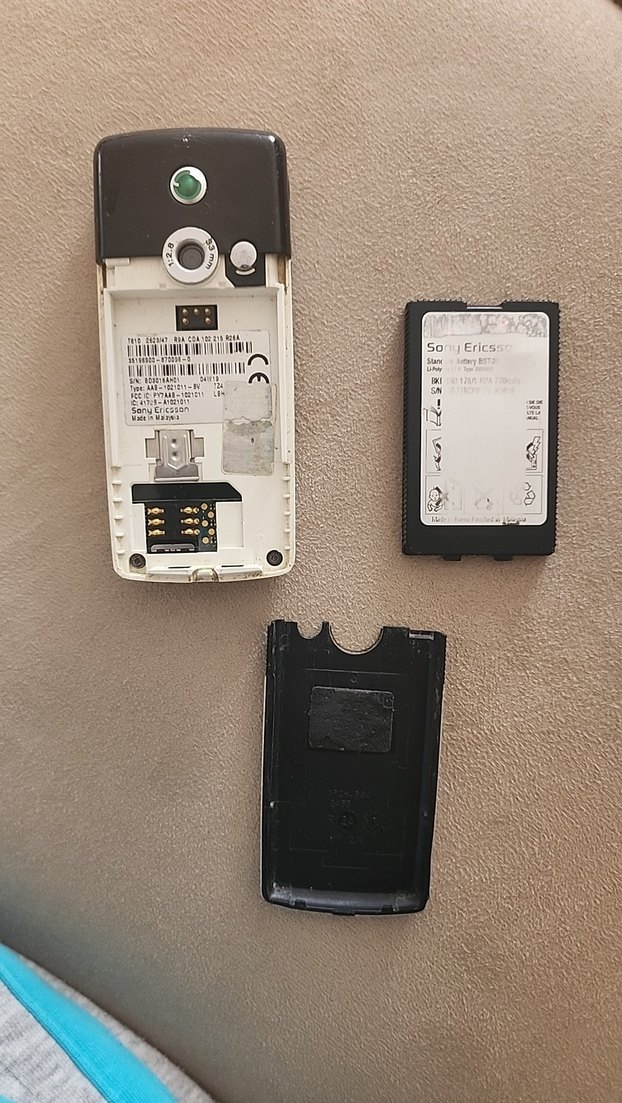 Sony Ericsson Gri T610 Ve Orjinal Bluetooth kulaklığı. - Görsel 3