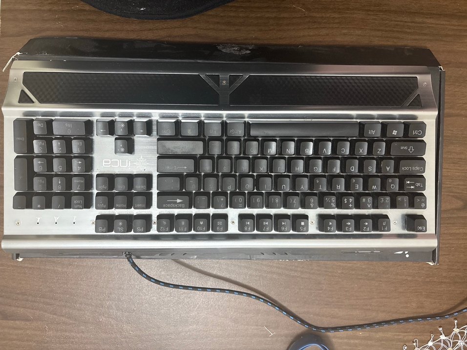 Inca IKG-444 Çok Renkli Mekanik Oyuncu Klavyesi - Görsel 4