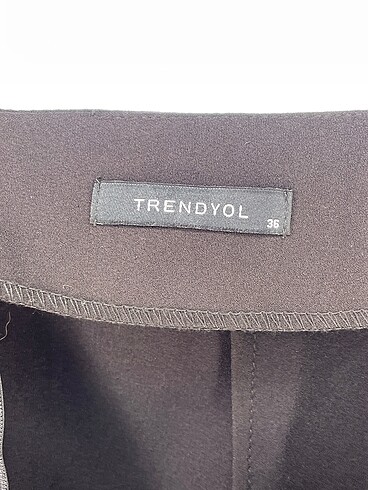 36 Beden siyah Renk Trendyol & Milla Mini Etek %70 İndirimli.