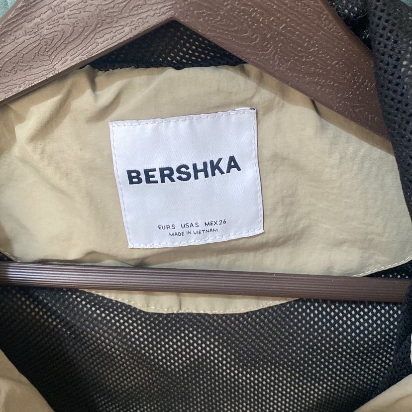 Bershka Haki Kadın Yağmurluk - Görsel 2