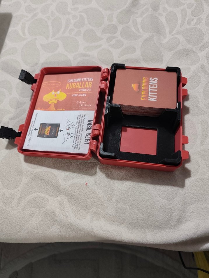 Exploding Kittens Türkçe 3d kutulu pnp - Görsel 2