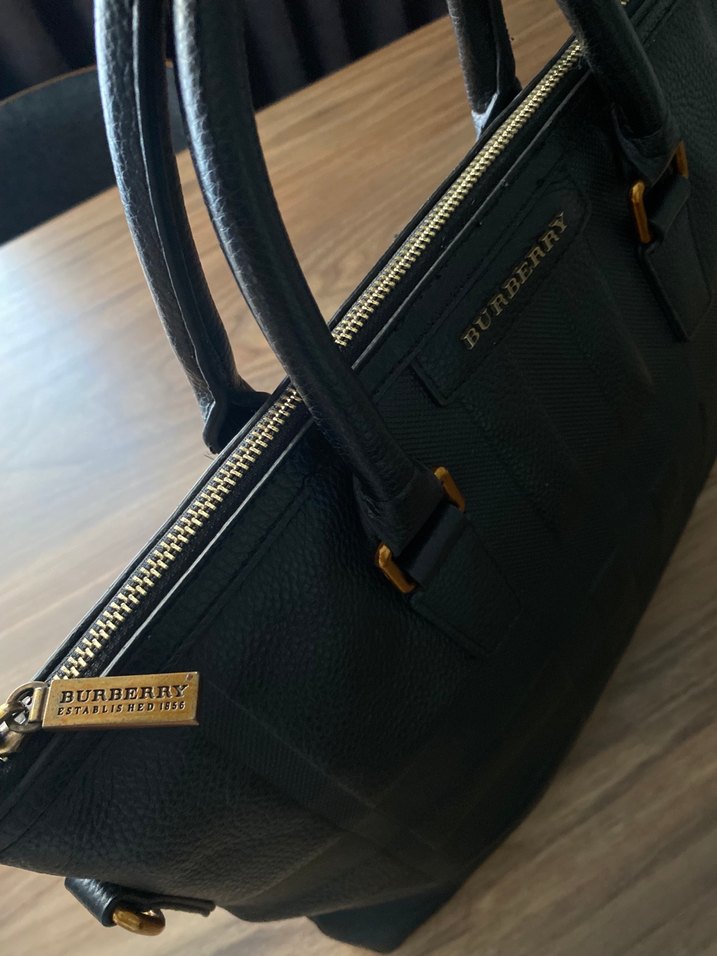 Burberry Siyah Deri Ofis Çantası - Görsel 3