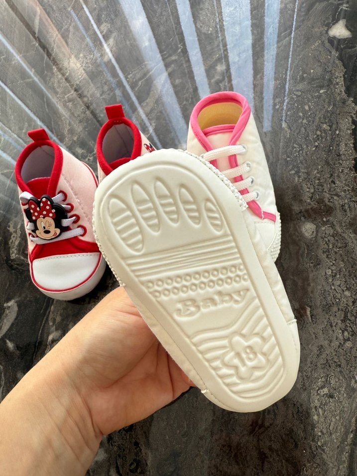 Kız Bebek Patik Minnie Figürlü - Görsel 5