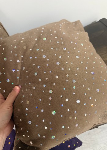 Mor İşlemeli Modern Dekoratif Yastık - Görsel 5