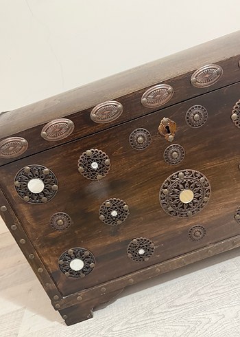 Koyu Kahverengi Ahşap Sandık - Görsel 2