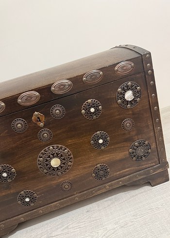 Koyu Kahverengi Ahşap Sandık - Görsel 3