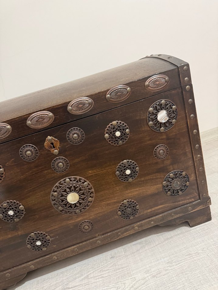 Koyu Kahverengi Ahşap Sandık - Görsel 3