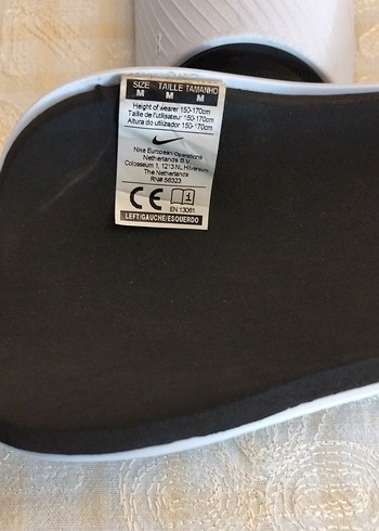 Nike Siyah yetişkin tekmelik - Görsel 3