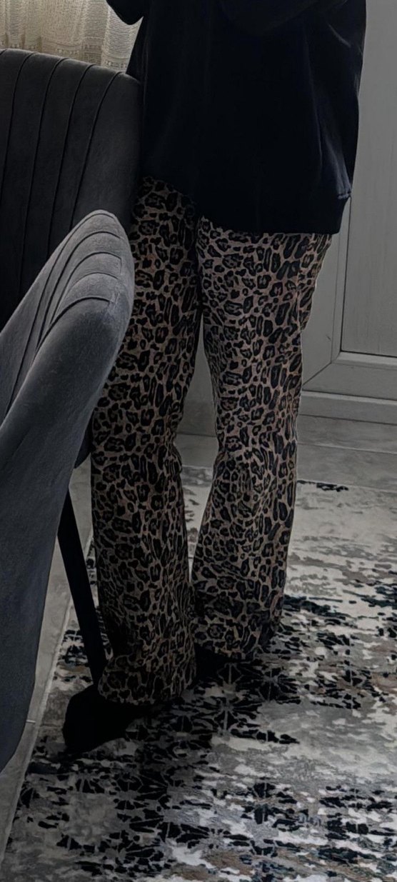 Kahverengi Leopar Desenli Kadın Bol Kesim Pantolon - Görsel 2