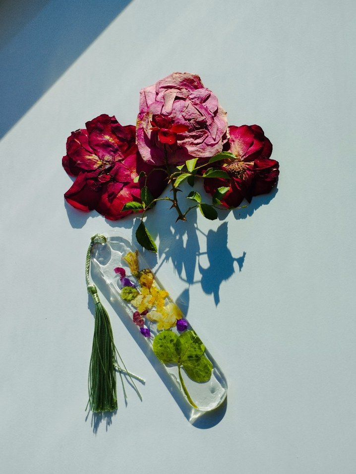 Çiçek Desenli Kitap Ayracı ve Sanat Kitabı - Görsel 5