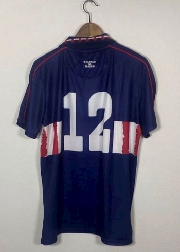 Orijinal Atletico Madrid Retro Forma - Görsel 4