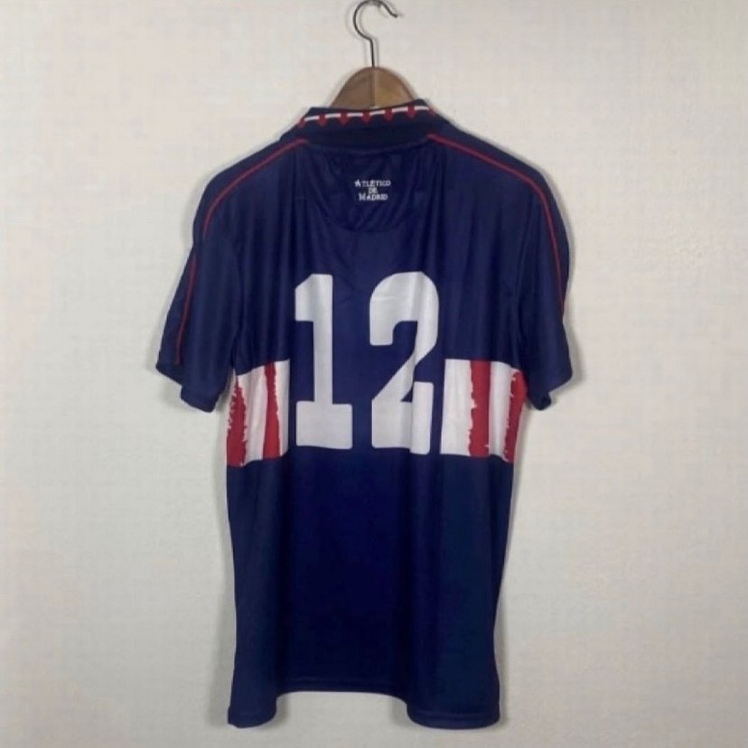 Orijinal Atletico Madrid Retro Forma - Görsel 4