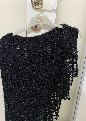 Siyah el örgüsü simli şal - Görsel 2