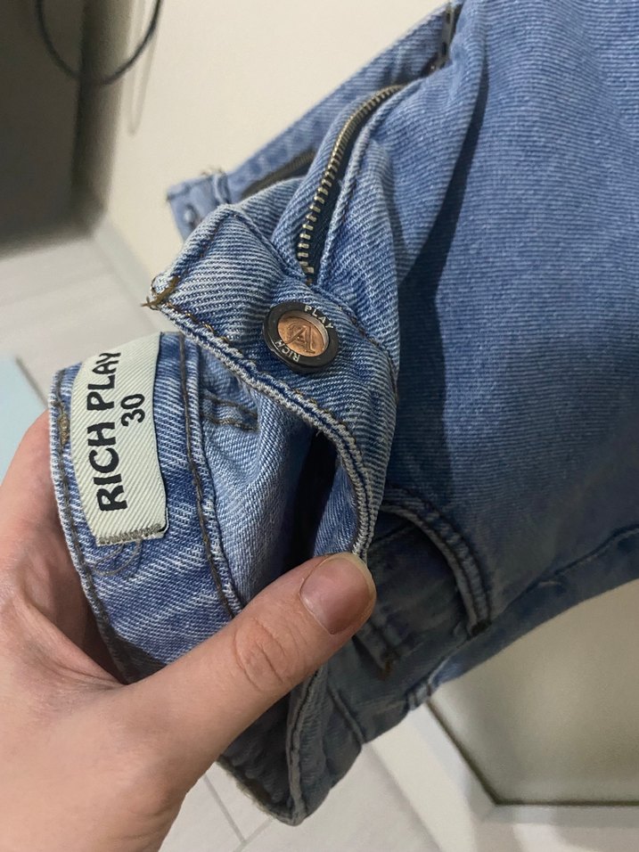 Yırtık Detaylı Mavi Denim Kadın Pantolon - Görsel 3