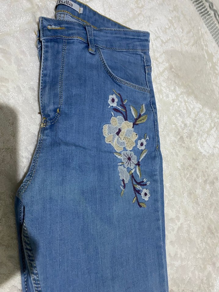 Nakışlı Mavi Kadın Kot Pantolon - Görsel 3