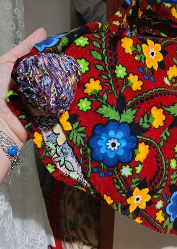 Renkli Nakışlı Mutfak Önlüğü - Görsel 4