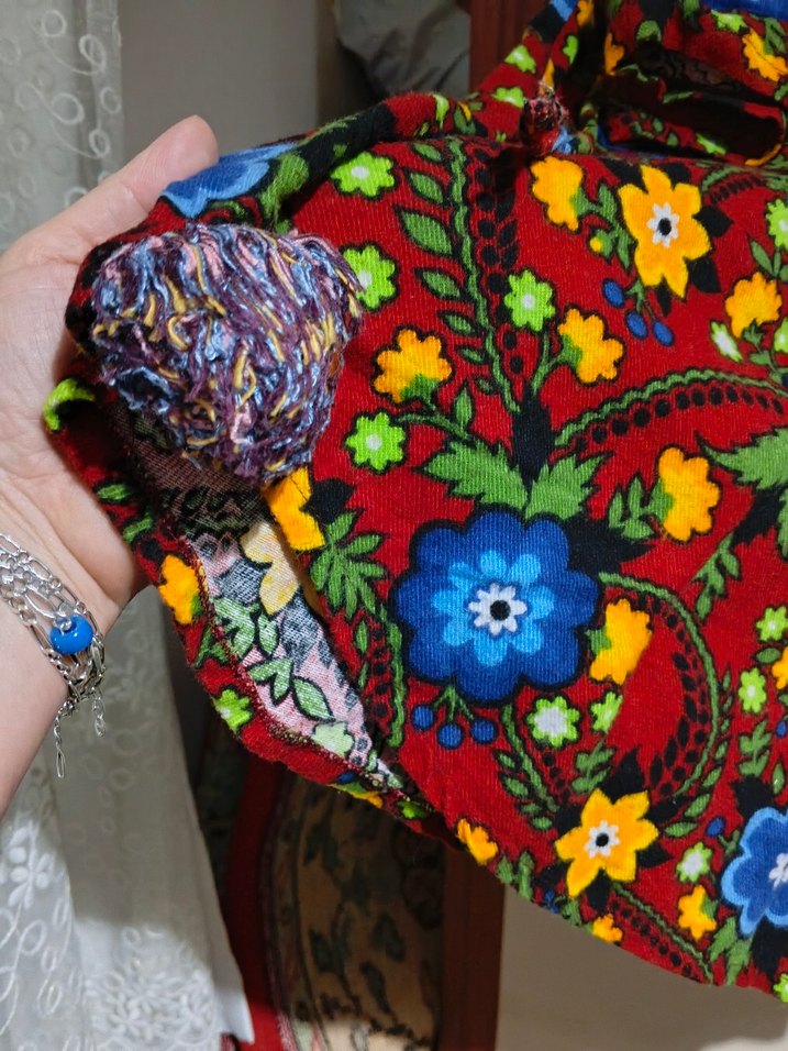 Renkli Nakışlı Mutfak Önlüğü - Görsel 4