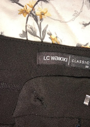 Kadın Siyah Midi Kumaş Pantolon - Görsel 4