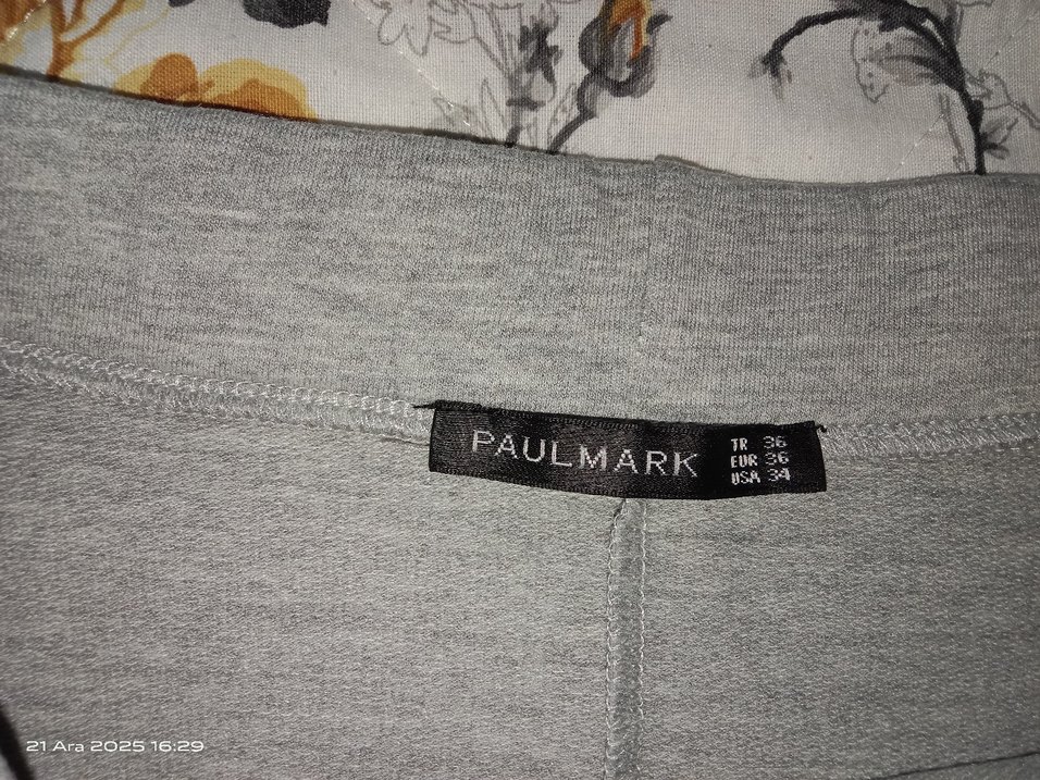 Gri Rahat Kesim Midi Etek - Görsel 4