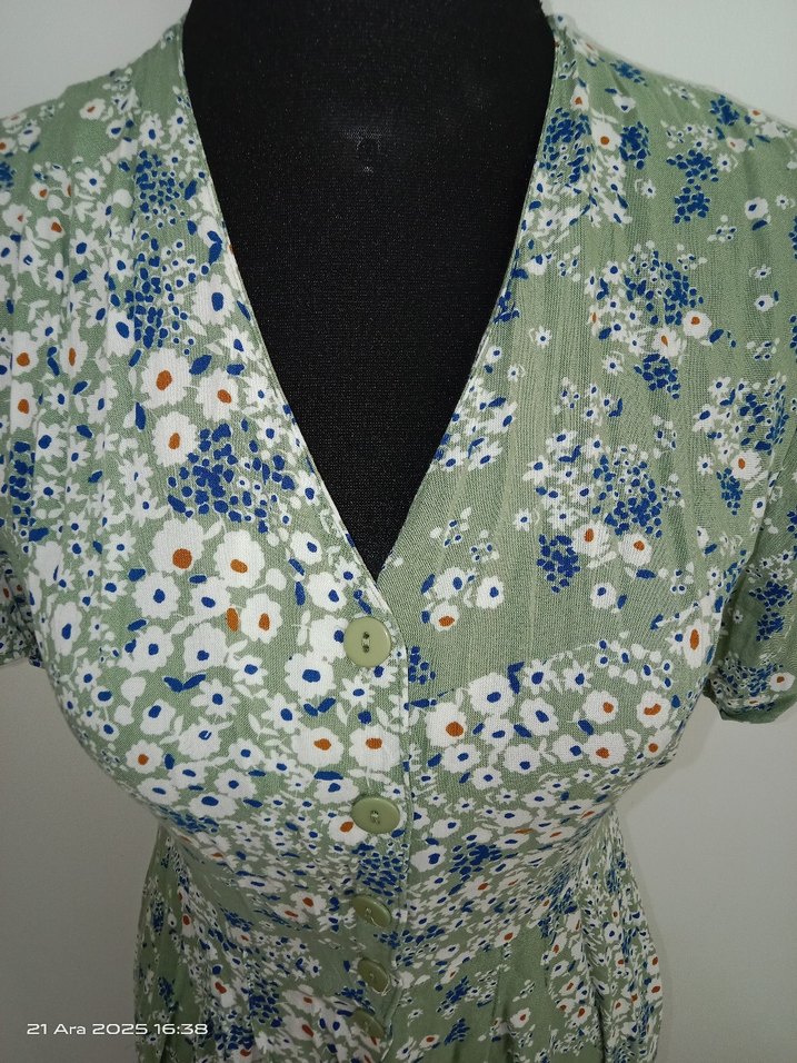 Bohem V Yaka Pileli Uzun Elbise - Görsel 4