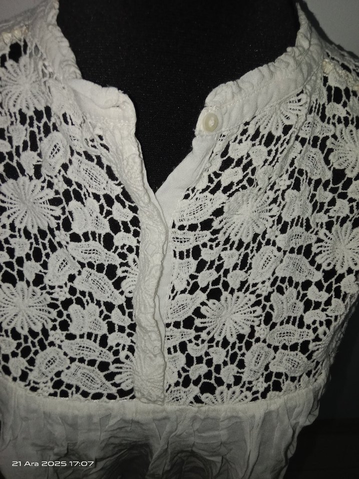 Dantel Detaylı Beyaz Straplez Bluz/L - Görsel 5