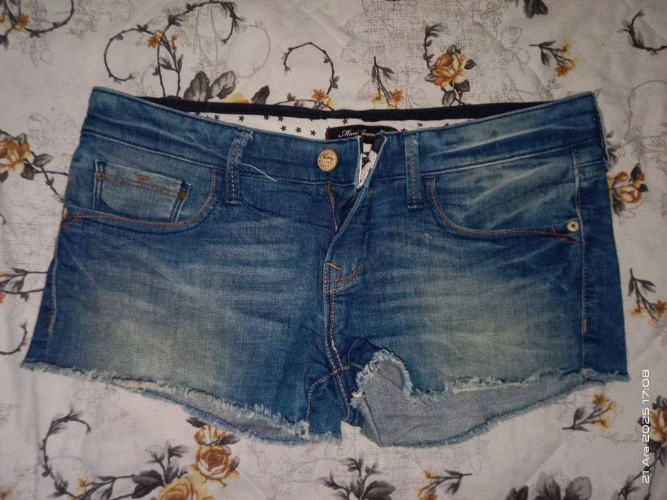 Kadın Açık Renk Mini Denim Şort - Görsel 2