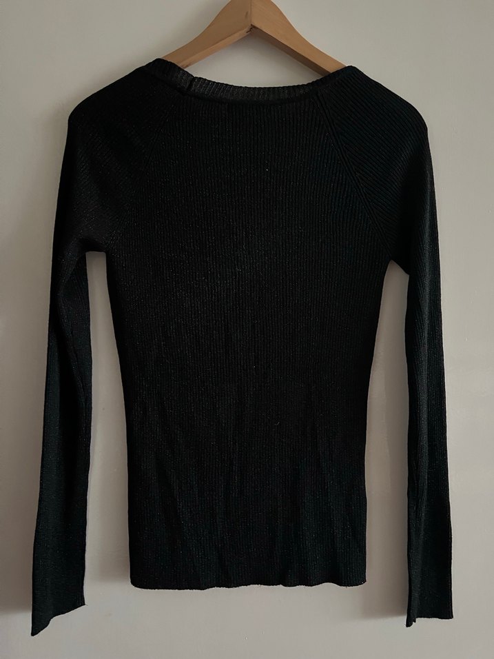 Düğmeli V Yaka Gri Kadın Hırka - Görsel 3