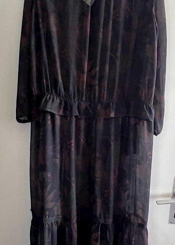 Bordo Uzun Kollu V Yaka Fırfırlı Uzun Elbise - Görsel 3