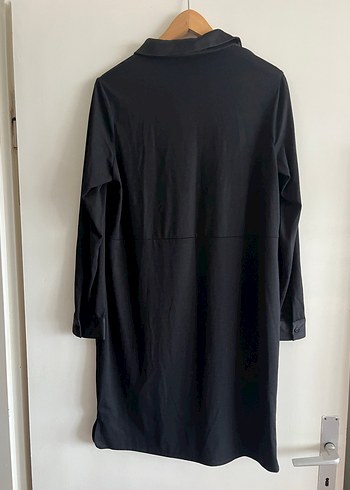 Siyah Midi Düğmeli Uzun Kollu Elbise - Görsel 2