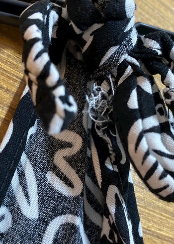 Kadın Siyah Beyaz V Yaka Kolsuz Tulum - Görsel 5