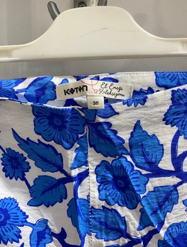 Mavi Çiçekli Bol Kesim Kadın Pantolon - Görsel 3