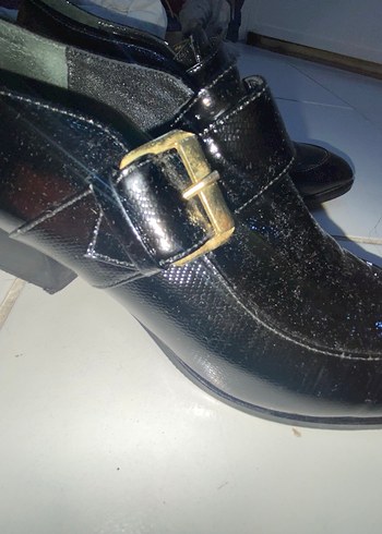 Siyah Yılan Desenli Tokalı Topuklu Kadın Ayakkabı - Görsel 4