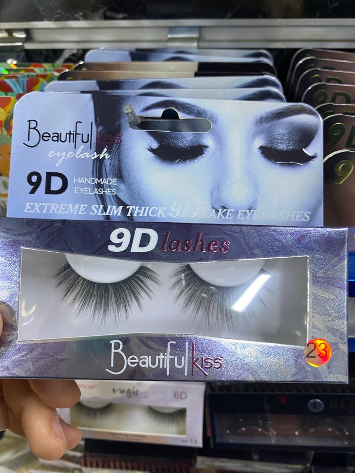 Royal Paris 6D Kıvrık Altın Takma Kirpik - Görsel 5