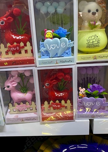 Renkli Sevimli Figürlü Dekoratif Oyuncaklar - Görsel 3