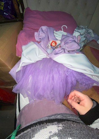 Çocuklar için Mor Baskılı Fırfırlı Elbise 5/7 yaş arasına çok - Görsel 5