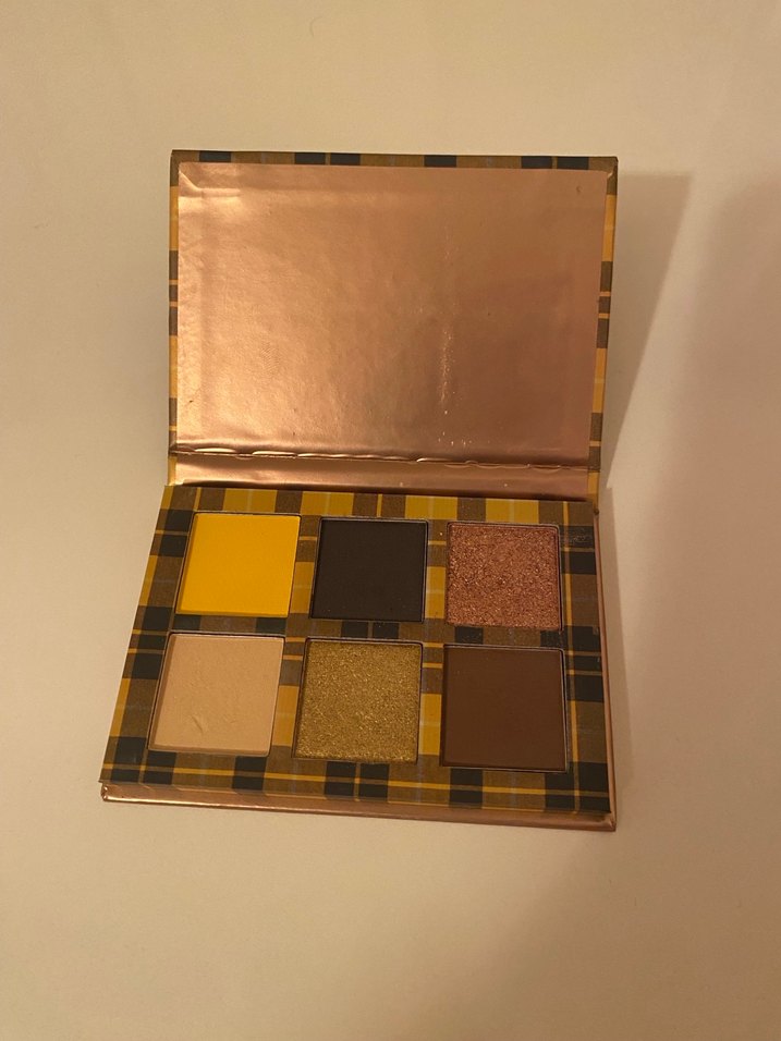 Revolution 90's Baby Göz Farı Paleti - Görsel 2