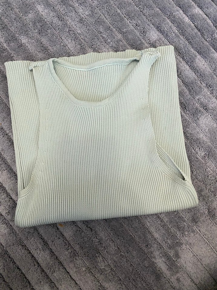 Kadın kolsuz bluz - Görsel 4