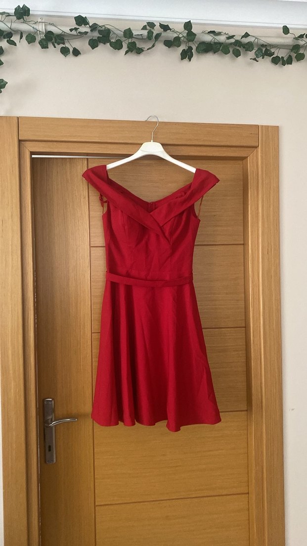 Kırmızı V Yakalı Mini  Elbise - Görsel 2