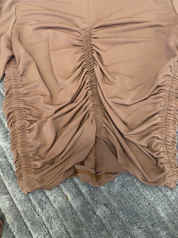 Bej Kadın Pilili Uzun Kollu Bluz - Görsel 4