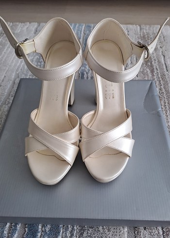 Beyaz Platform Topuklu Kadın Abiye Ayakkabı - Görsel 2