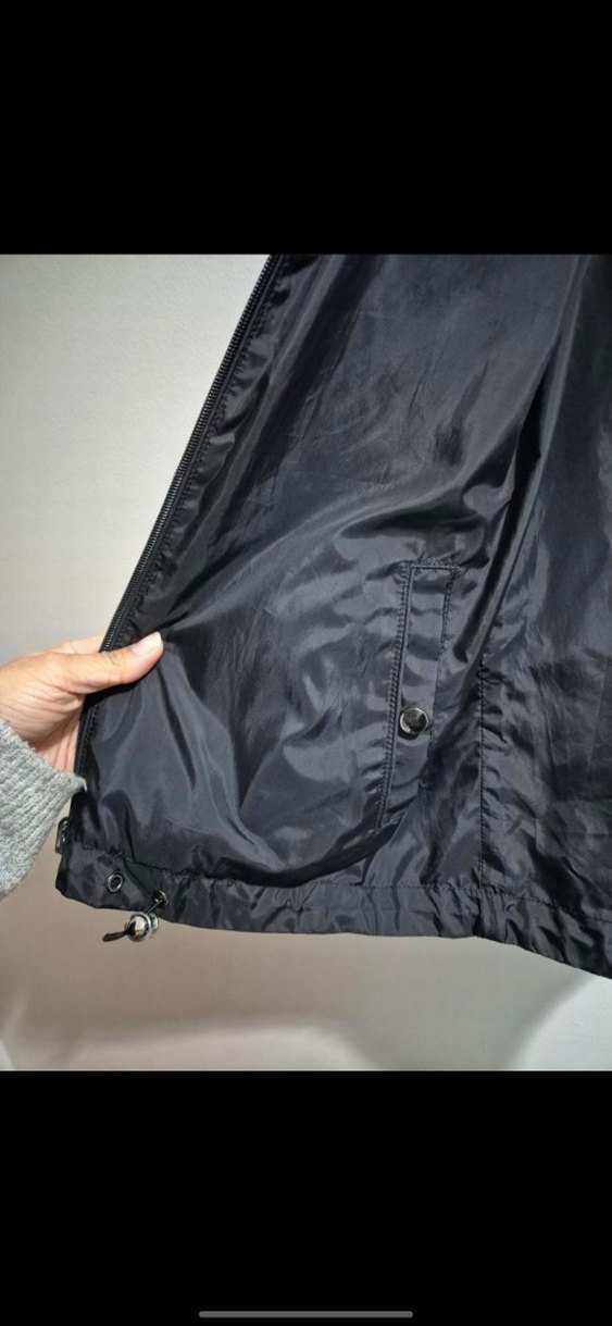 Çift Taraflı Desenli Yağmurluk - Görsel 4